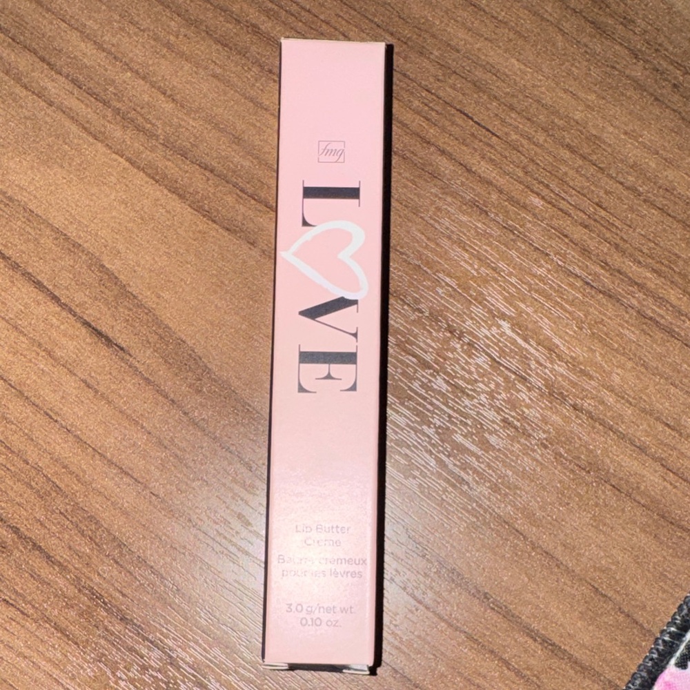 Avon fmg LOVE Lip Butter Crème in Cherished